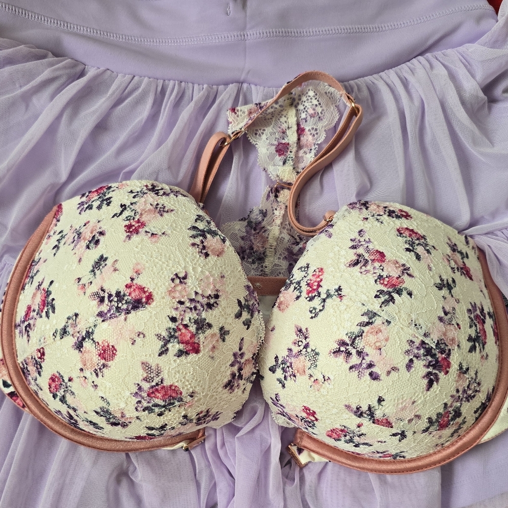 PINK Victoria's Secret Racer Back Date Bra + Thong Panty. Floral With Pink